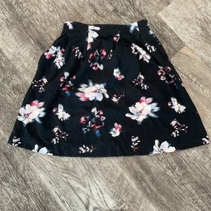 Lands End skirt. Size 0P.
